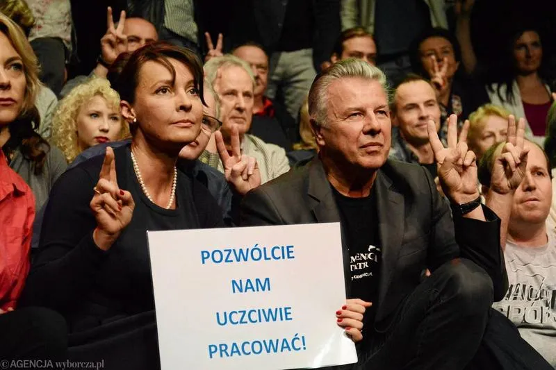 Emocjonujące przedstawienia w Teatrze Kamienica – odkryj aktualny repertuar spektakli