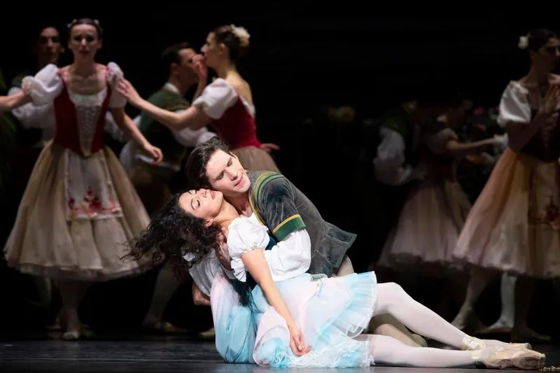 Od korzeni do przyszłości: Teatr Narodowy Balet w świetle historii i spektakli polskiego baletu