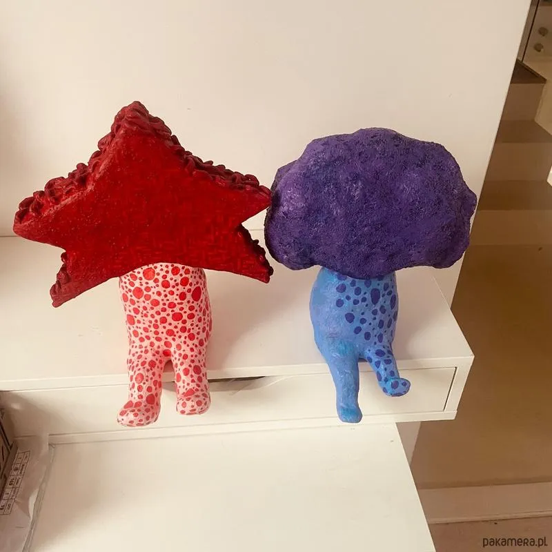 Rzeźby z papieru i kleju