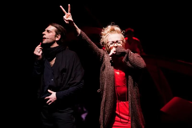 Sztuka teatralna w Polsce